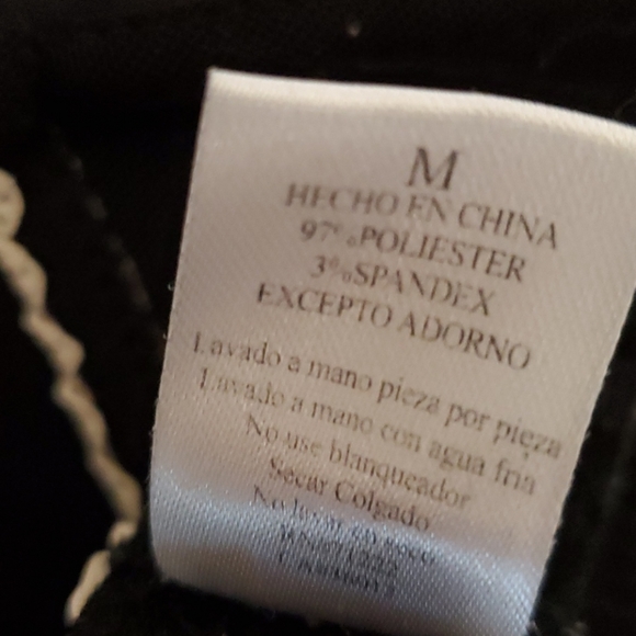 Lingerie - Picture 4 of 4